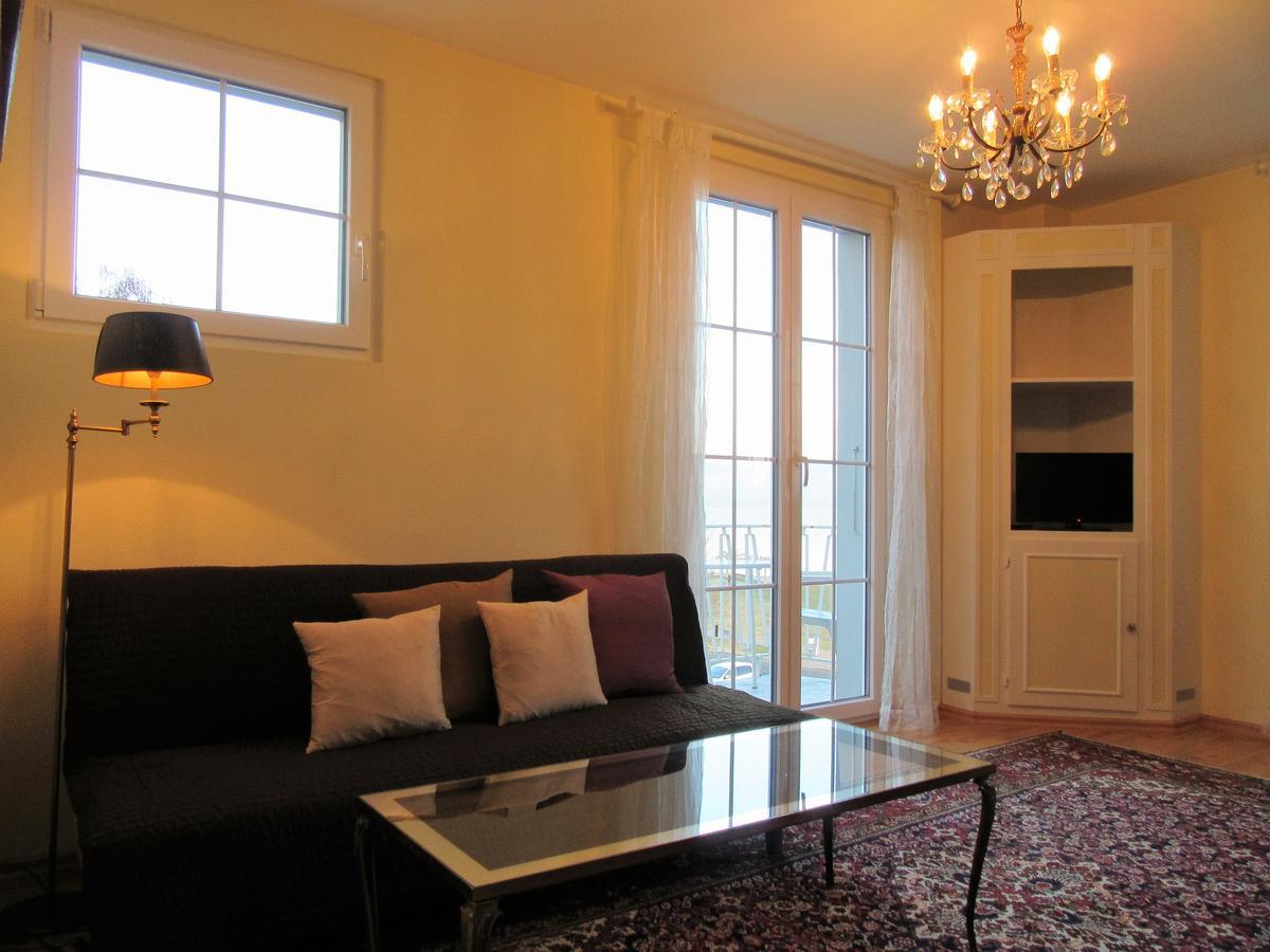 Le Debarcadere Appartement Saint Sulpice  Buitenkant foto