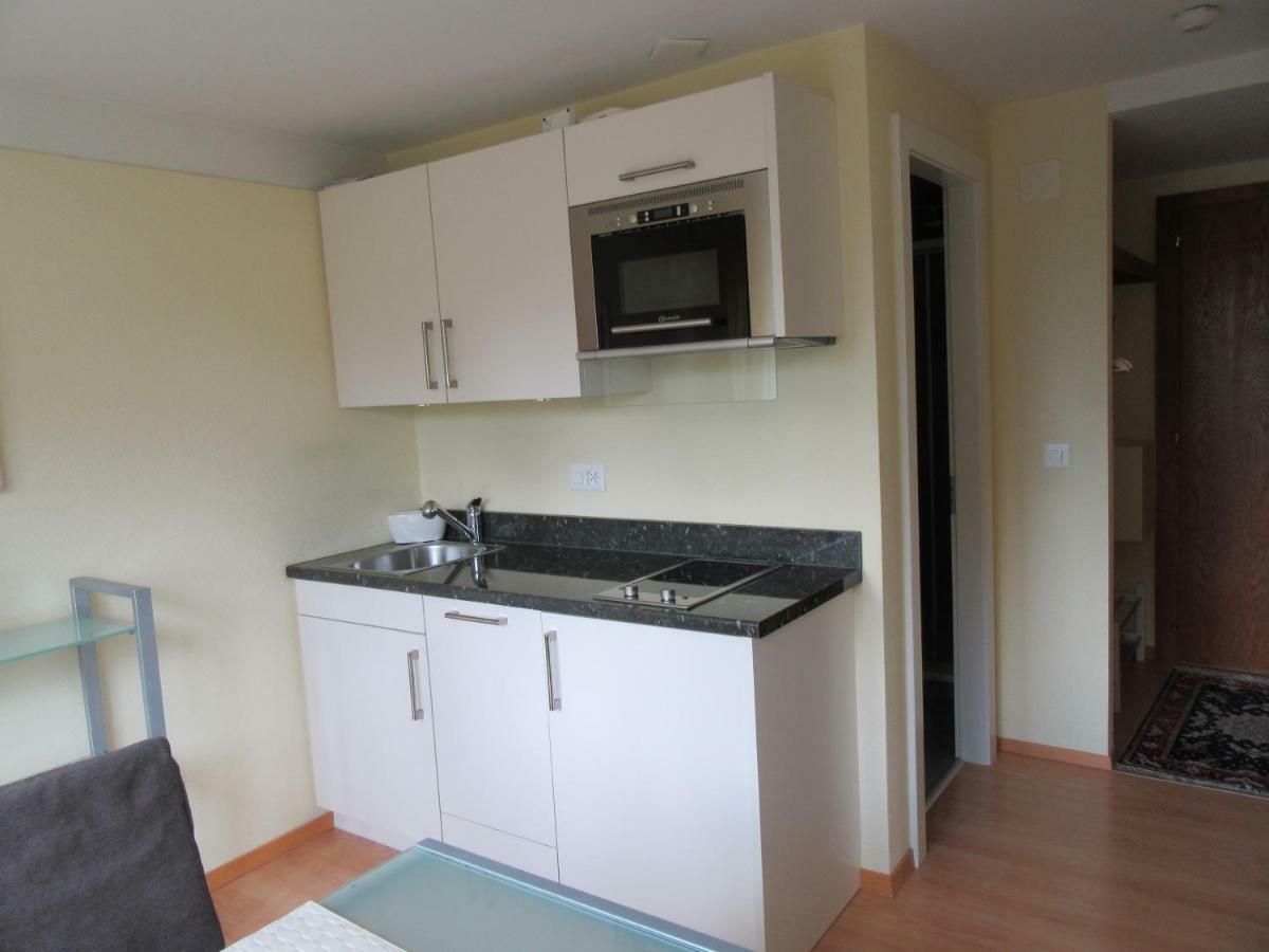 Le Debarcadere Appartement Saint Sulpice  Buitenkant foto
